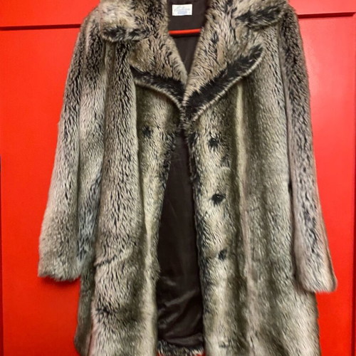Raxevksy Exclusive women's faux fur like new, gray and beige, size L-XL