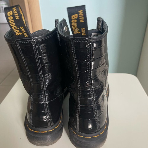 Dr. Martens 1460 Women's Patent Leather Black Boots like new