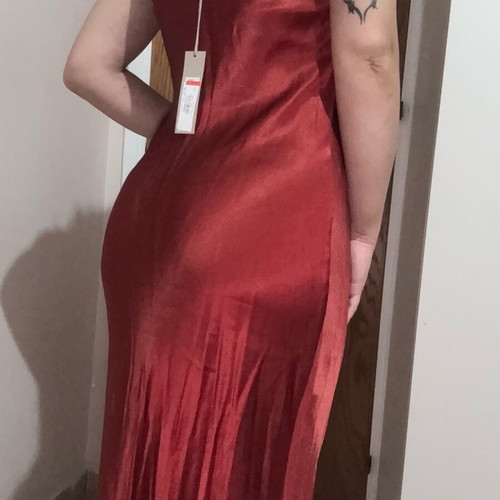 Satin maxi dress with side slit new, red