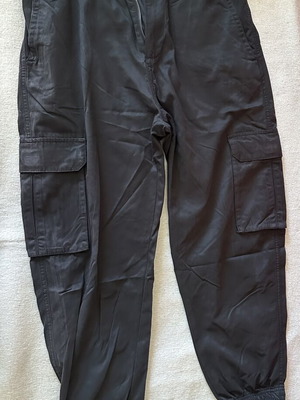 Zara black pants size M used