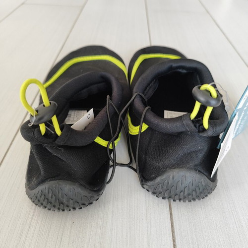 Women's beach shoes size 37 new, black and green