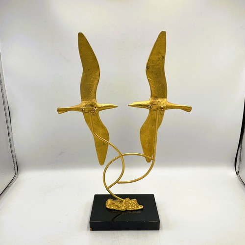 Vintage brass sculpture Seagulls in Flight like new, Hollywood Regency style