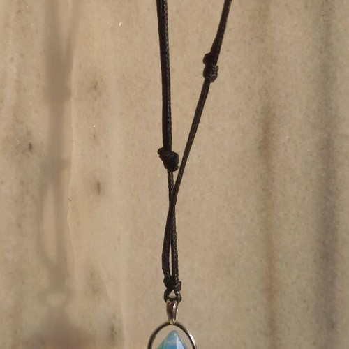 Necklace pendant with precious opal stone like new