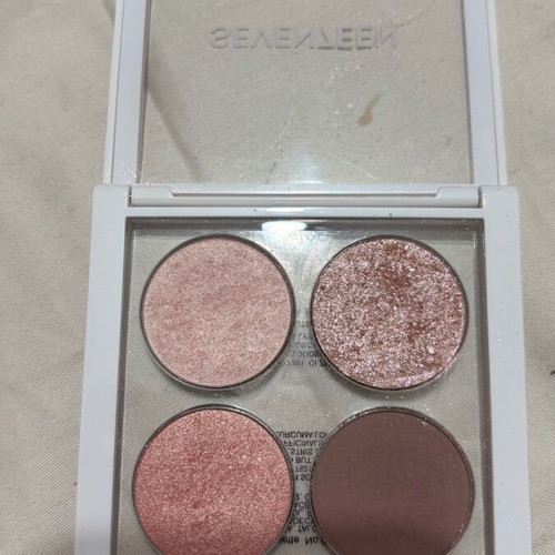 Seventeen eyes quad palette No 01 Flirty pink like new