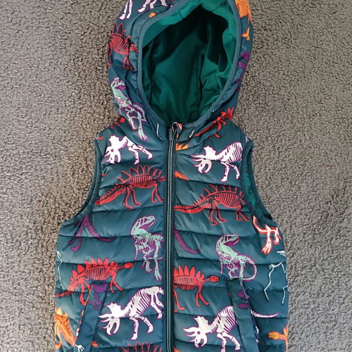 Dpam sleeveless kids jacket 104 cm like new, warm