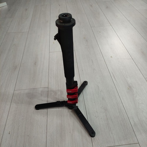 Zhiyun TransMount Telescopic Monopod with Tripod Feet and Extension Grip like new