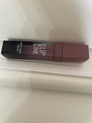 Purple lipstick new