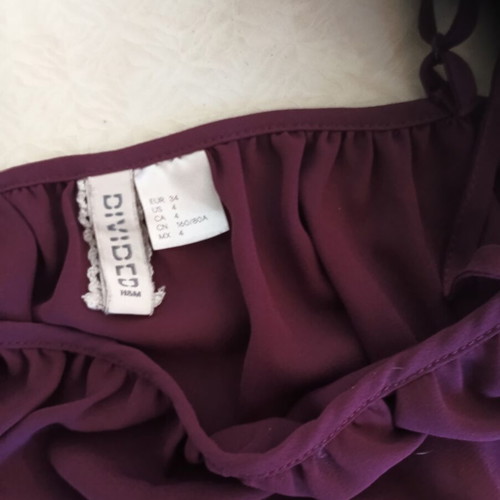 H&M Divided blouse size XS like new, purple with ruffles