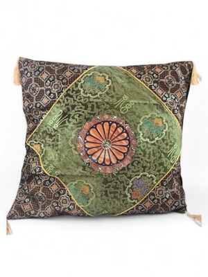 Pillow new with cover 40x40