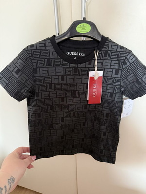 Guess T-shirt νέα, μέγεθος 4 - 104 εκ