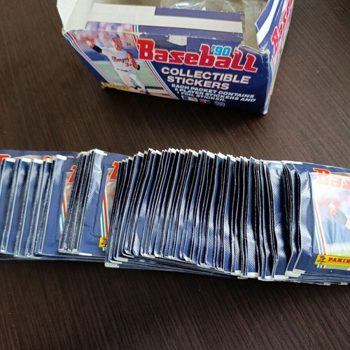 Panini Baseball 90 Collectible Stickers used, sealed packs