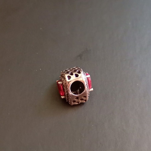 Pandora red heart charm like new, silver