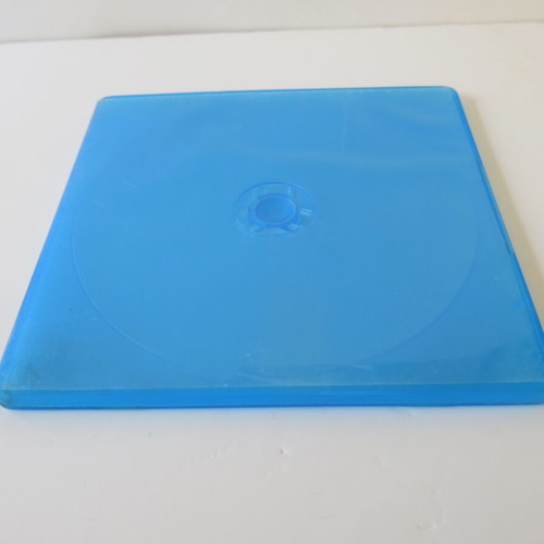 CD/DVD slim case blue like new, one-piece clamshell