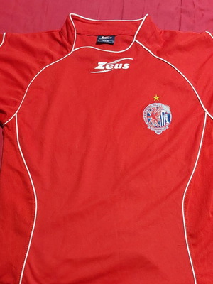 Liverpool vintage academy jersey like new, medium