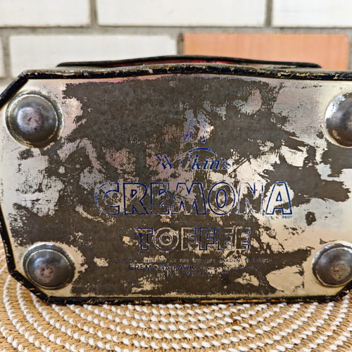 Wilkins Cremona Toffee Vintage Metal Box Octagonal 1920-1930 used