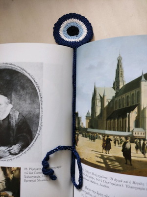 Handmade knitted bookmark new