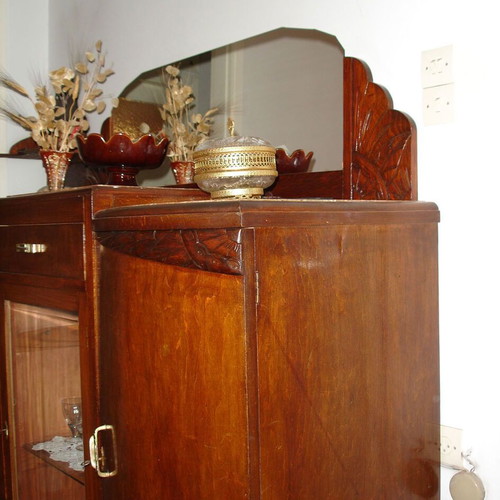 Buffet Display Cabinet 1930 like new, antique solid wood
