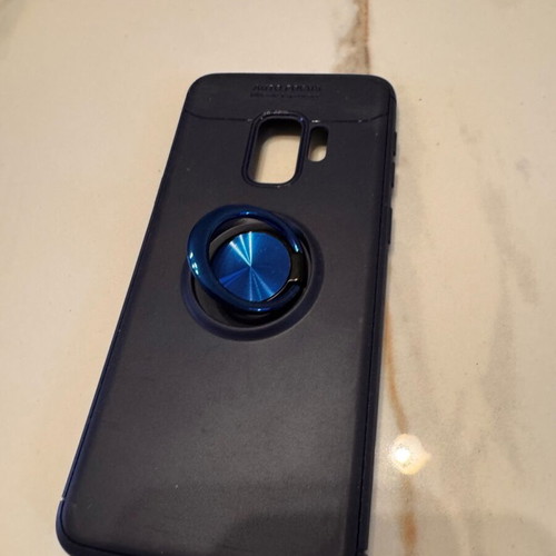 Samsung Galaxy S9 case with stand used