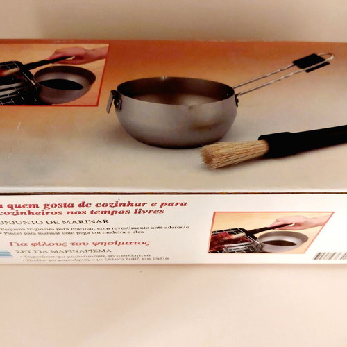 BBQ Marinade Set new with pan and brush