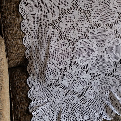 Handmade tablecloth like new