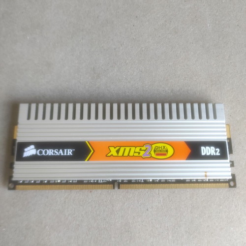 Corsair XMS2 DHX DDR2 3GB RAM kit used with a burnt module