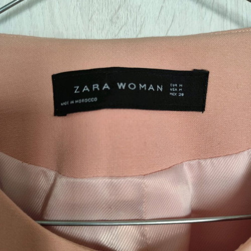 Zara pink blazer like new, size M, 3/4 sleeves with ruffles
