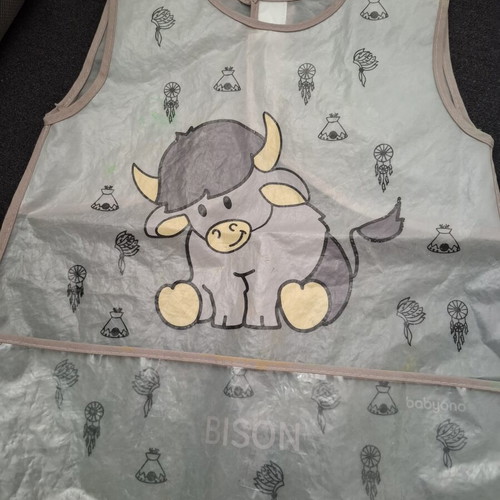 Babyono bibs set of 2 used, sloth and bison designs