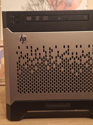 HP Proliant Micro Server Gen8 used, 8-core Xeon CPU, 16GB RAM, 2x1TB HDD