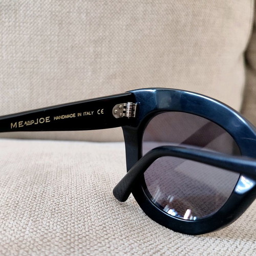 Me & Joe sunglasses like new