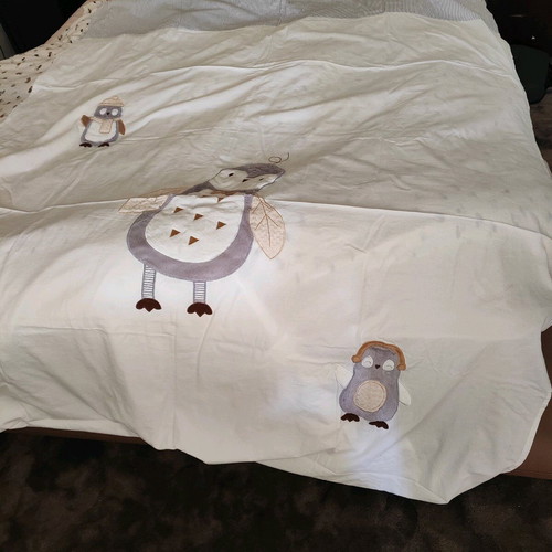Das Home Kids Curtain with Fuzzy Penguins and Stripes like new