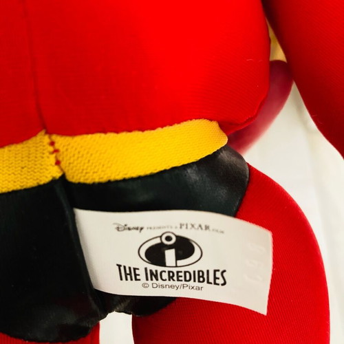 The Incredibles dolls like new, set of 2 from Mc Donald’s 2004