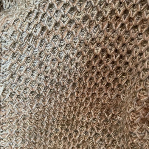 Knitted cardigan like new with golden thread in knit