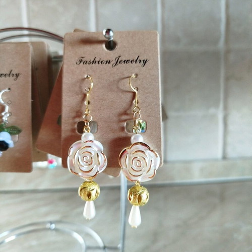 Pearly rose and gold earrings new
