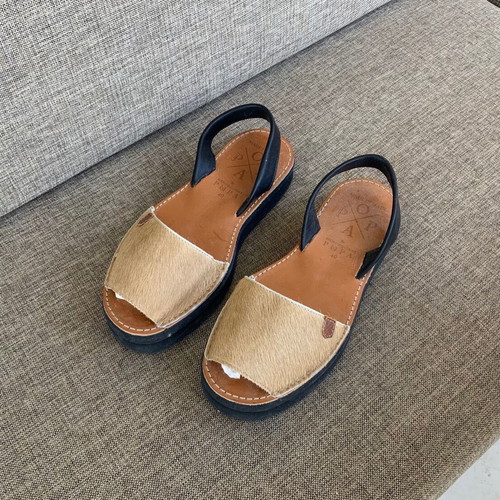 Popa sandals used, size 40, black and beige