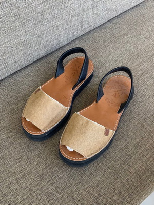 Popa sandals used, size 40, black and beige