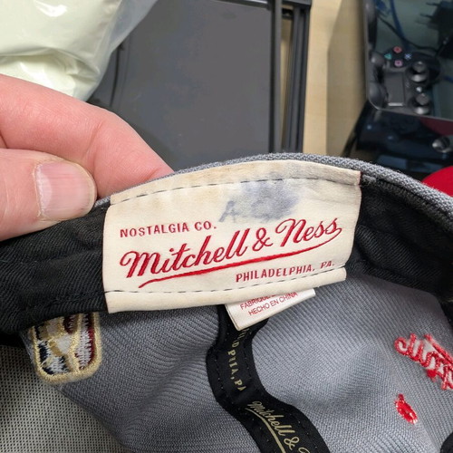 Mitchell & Ness Chicago Bulls hat like new