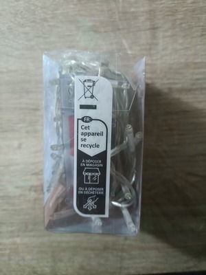 Battery-Powered LED Lights like new, white