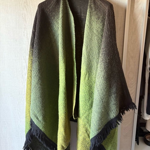 Women's poncho used, multicolor