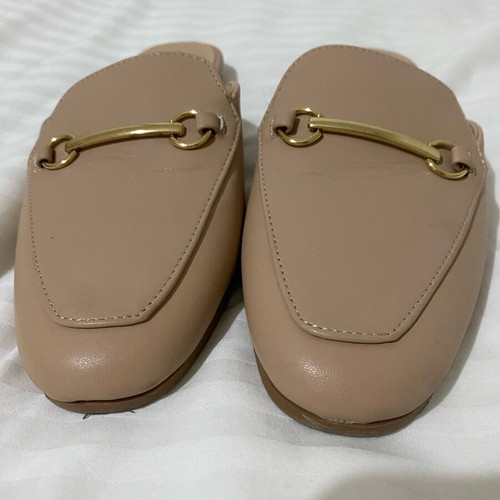 Leather mules beige used with gold detail