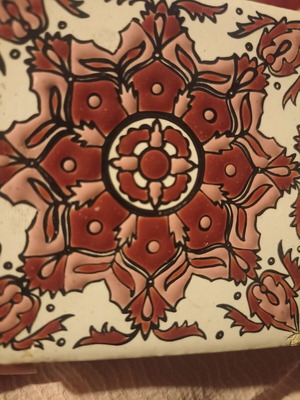 Κεραμικό χειροποίητο πλακάκι Paradissi με σχέδιο mandala σαν καινούργιο