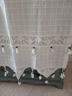Curtain for window 0.85x1.00 like new