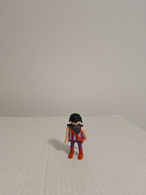 Ανδρική φιγούρα μεσαίωνα από Playmobil μεταχειρισμένη χωρίς περούκα
