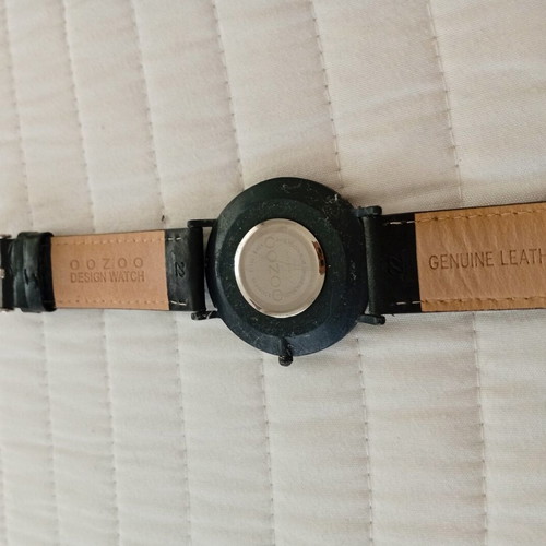 Oozoo unisex watch vintage series, like new, black leather strap