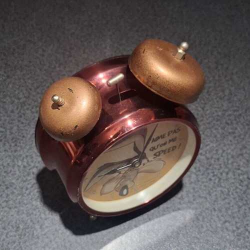 Looney Tunes Wile E. Coyote Metal Alarm Clock used, vintage