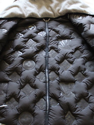 Louis Vuitton puffer jacket, size 46, grey