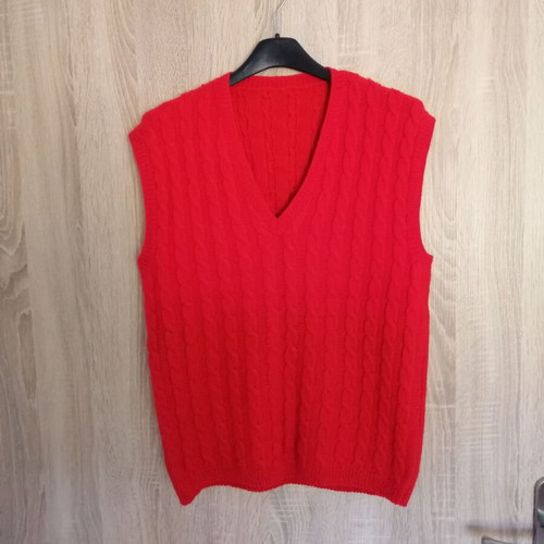 Wool sleeveless sweater new size S-M keniurio without label
