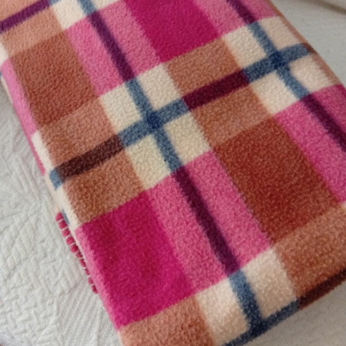 Fleece blankets pack of 2, semi-double, very good condition
