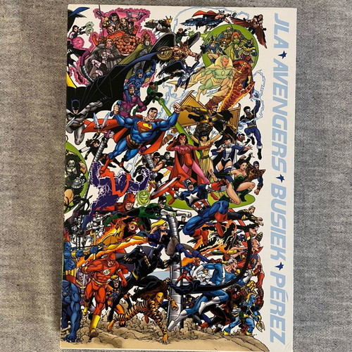 JLA/Avengers The Collector's Edition Slipcase HC used