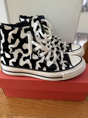 Converse Chuck Taylor Black and White Shoes Size 37 Like New