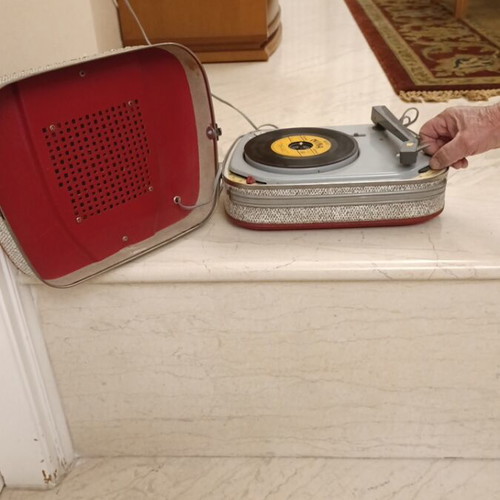 Record player 45 rpm used, collectible